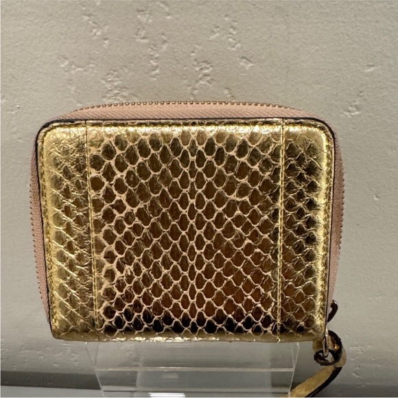 Jimmy Choo Gold Snakeskin Embossed Leather Compact Wallet EUC - Picture 2 of 8